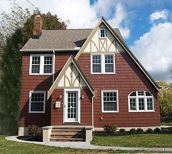 Well-kept neighborhood house